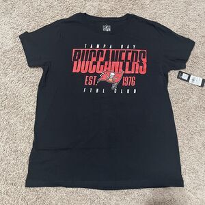 Tampa Bay Buccaneers Shirt Mens XL Black NFL Double Sided Modern Logo NEW